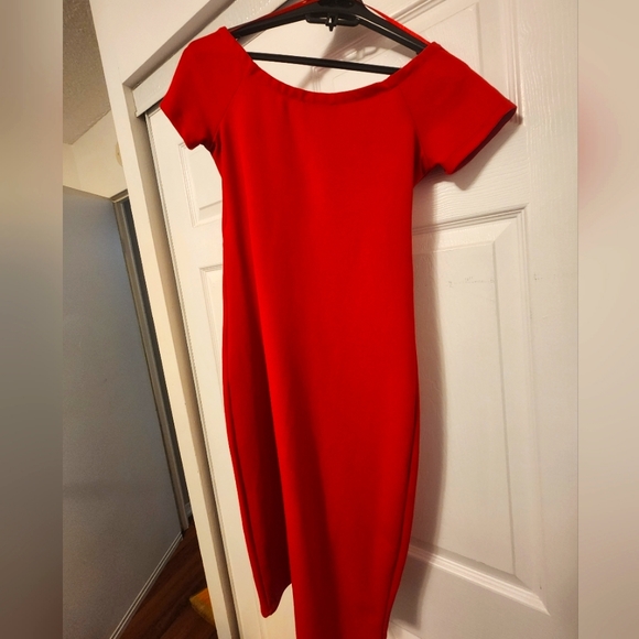 Red zara cutout midi dress - Picture 2 of 2